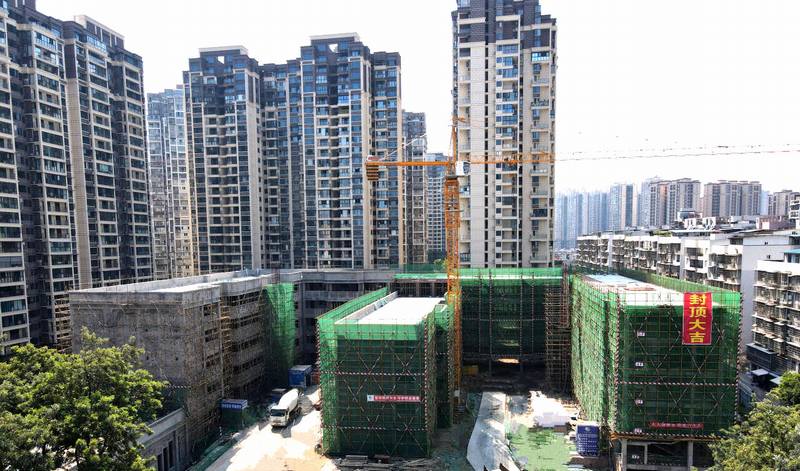 公司房建項目取得進展，多元化經(jīng)營再添新力——資陽市雁江區(qū)第六中學(xué)主體教學(xué)樓順利封頂