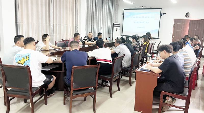 水發(fā)建設(shè)能手面對面——講日常安全生產(chǎn)、隱患排查